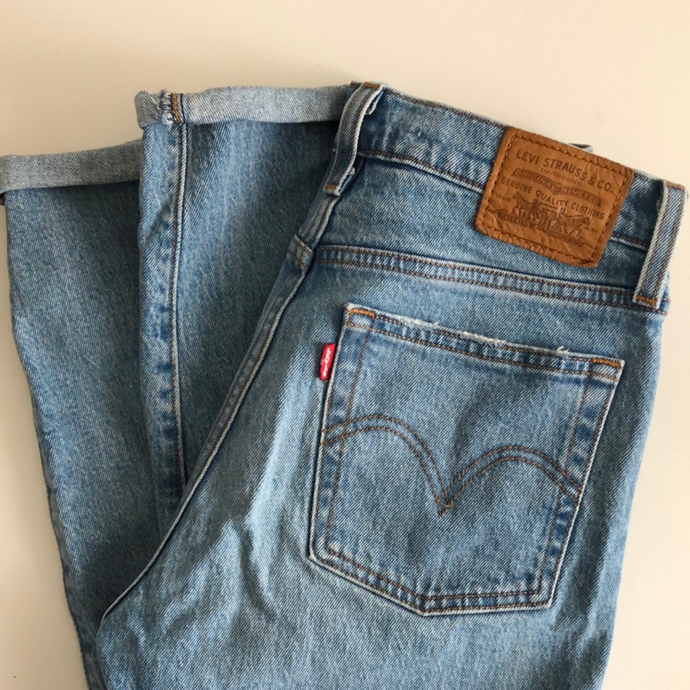 Levi’s Wedgie Jeans